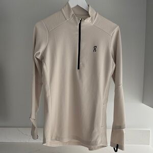 On my Running Women’s Beige Zip-Up Long Sleeved Top
